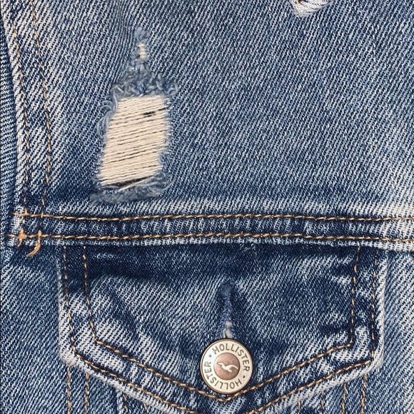 Hollister Denim Jacket- Woman’s - Picture 9 of 10